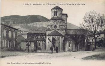 histoire-et- patrimoine-cruas-ardeche-l-eglise-vue-de-l-abside-abbatiale-edition-bernard